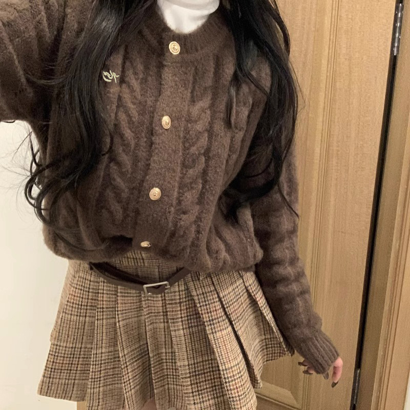 學院風毛衣外套女秋冬季2023新款慵懶風加厚短款針織開衫上衣