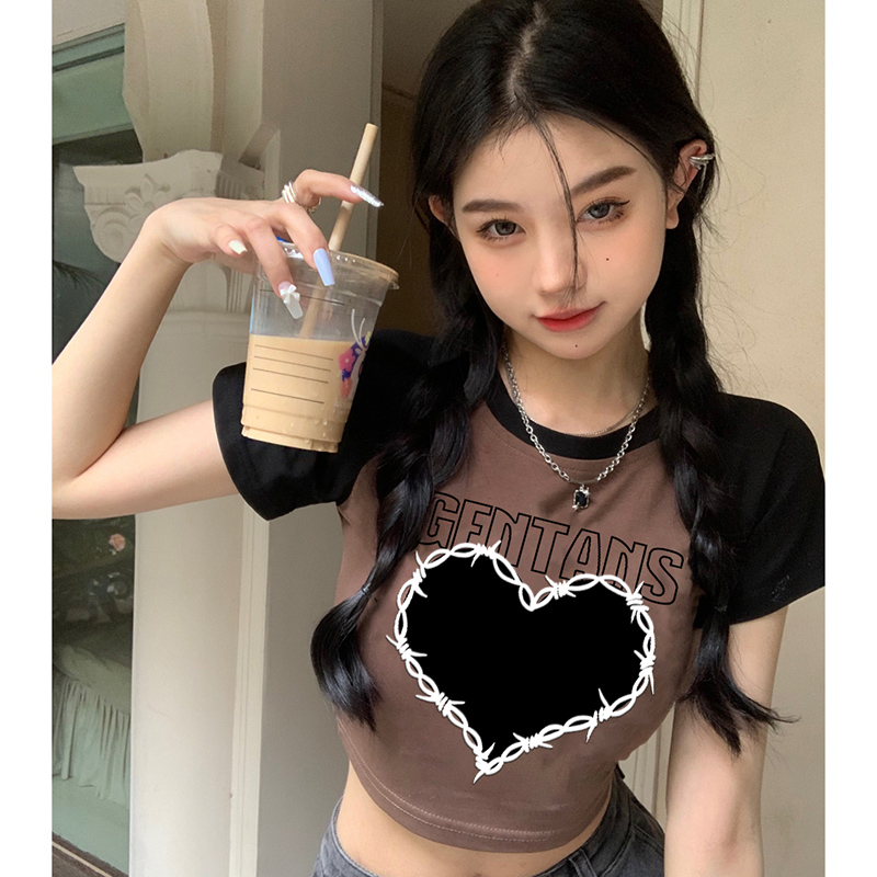 美式辣妹復古撞色內搭T恤女夏季設計感小眾顯瘦短款打底露臍上衣