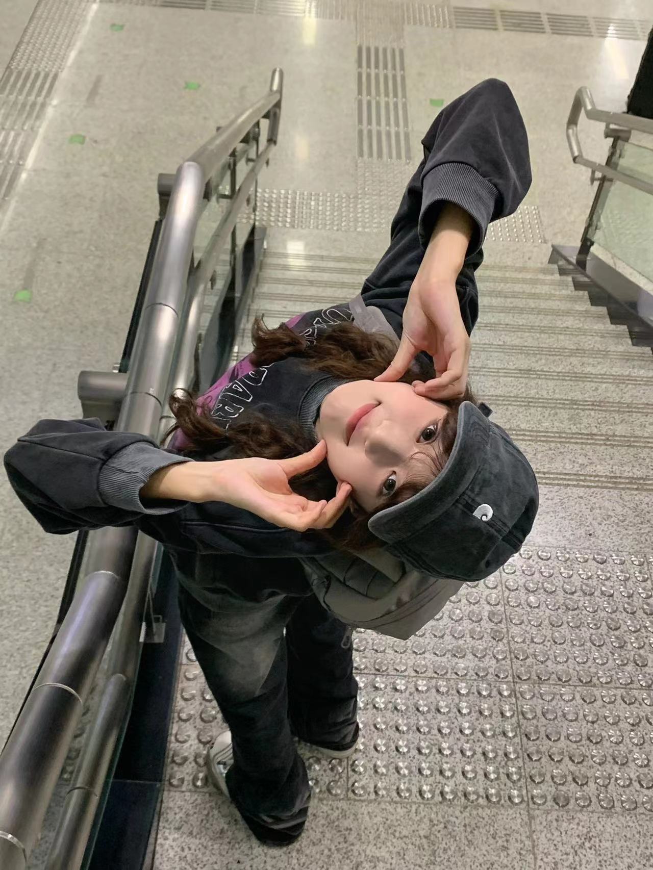 純棉華棉複合牛奶絲320克銀狐絨420克水洗做舊復古圓領衛衣女