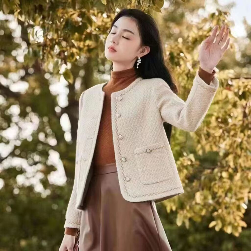 Small fragrant style coat for women slimming 2023 spring and autumn new style tweed lady style French short coat for women