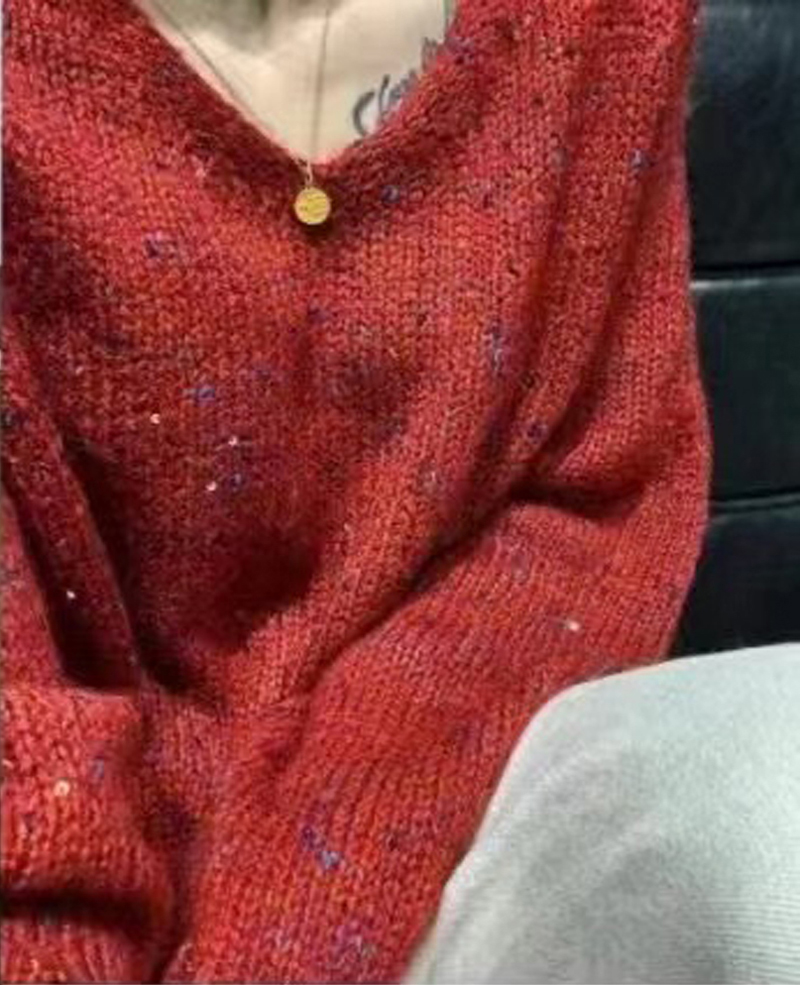 軟軟糯糯少女感~疊穿V領混色芝麻點點針織毛衣慵懶風
