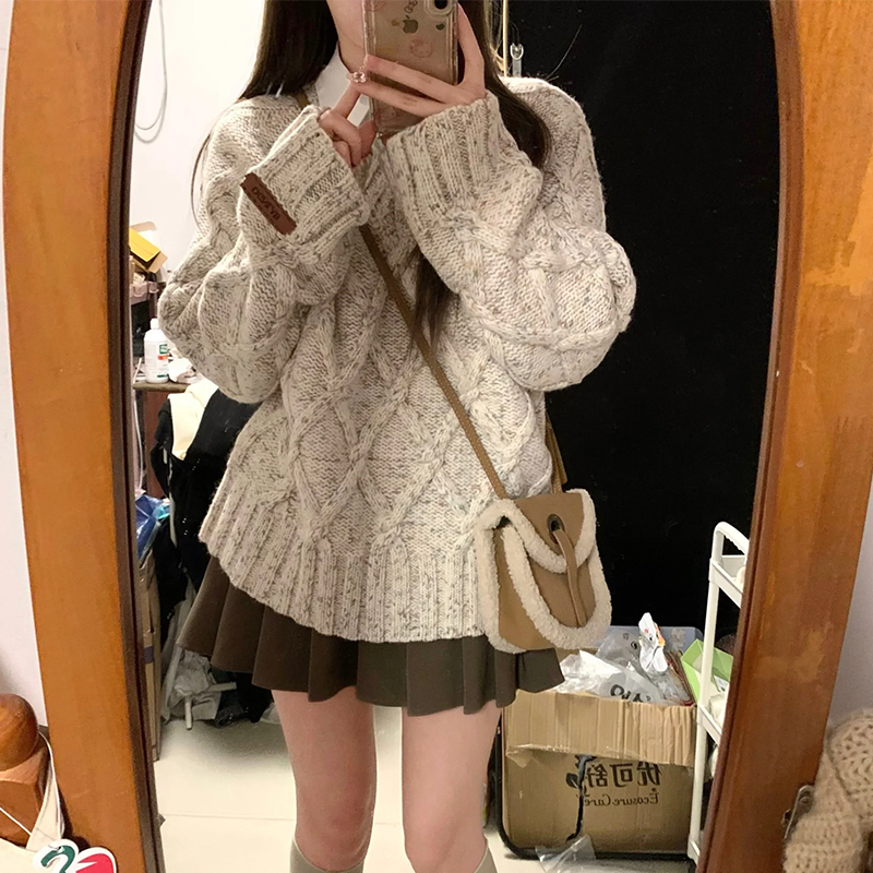 高級設計感白色V領毛衣女秋冬2023新款小個子寬鬆慵懶風小眾上衣
