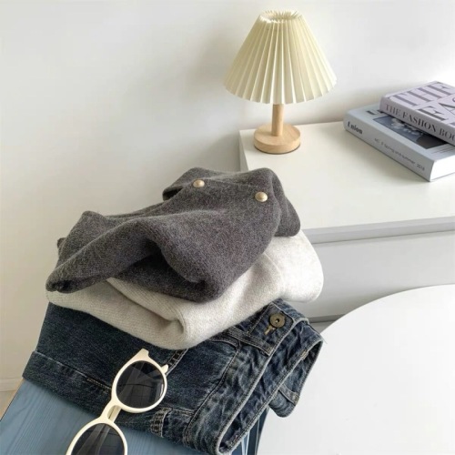 Women's  New Autumn/Winter Han-style Cardigan Knit V-neck Slimming Sheath Top with European Style