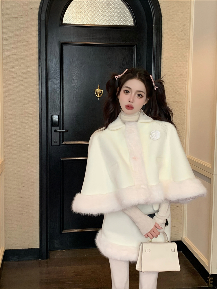 Real shot!  Stylish design, warm temperament, cute furry cape and hip skirt suit