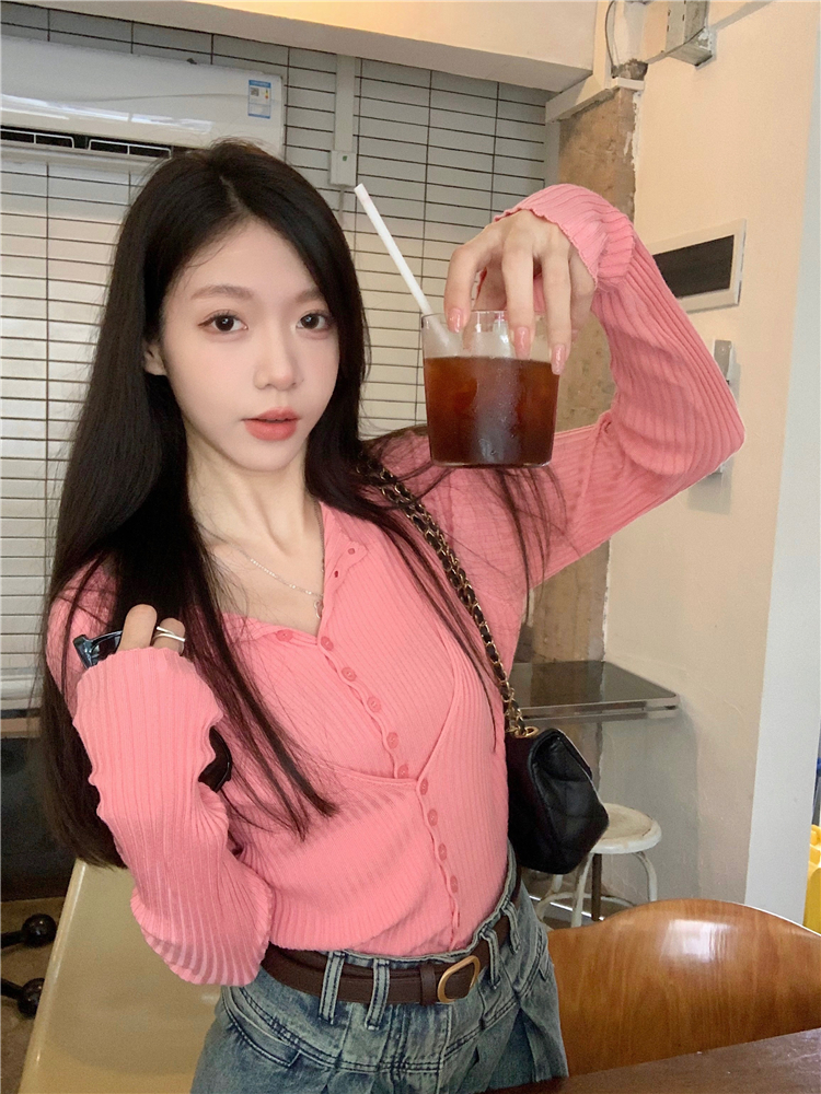 實拍~初戀布拉格設計感打底衫女修身針織衫親膚長袖上衣