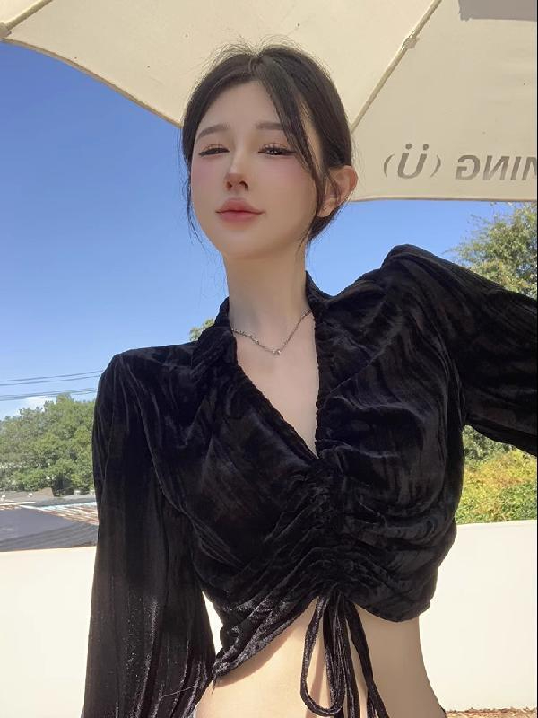 法式氣質v領長袖襯衫女秋季黑色絲絨襯衣修身短款抽繩綁帶上衣