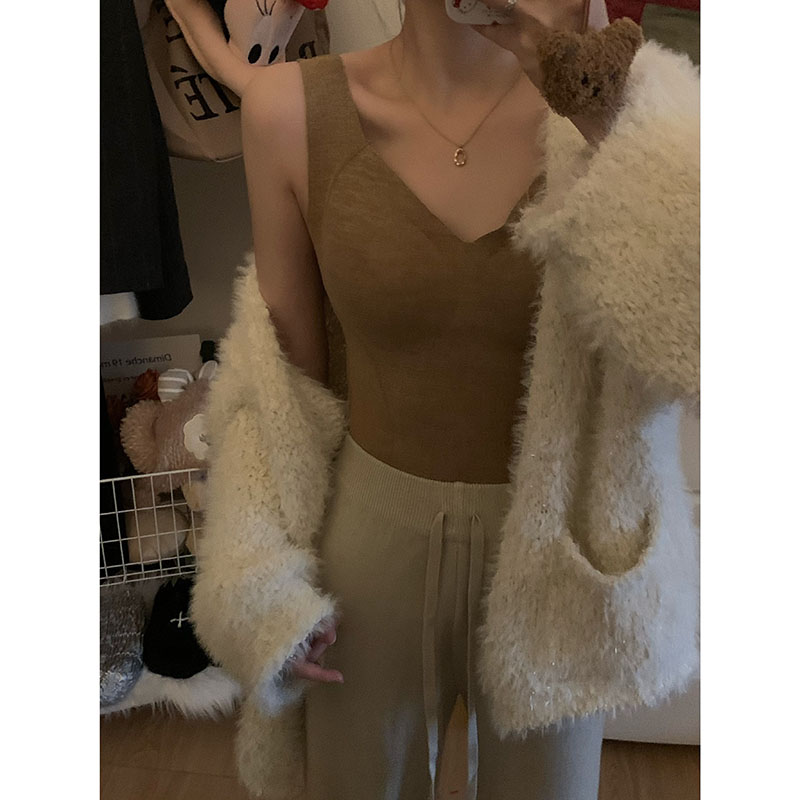 實拍 秋冬德絨無痕保暖背心女魚骨線收腰顯瘦帶胸墊內搭打底