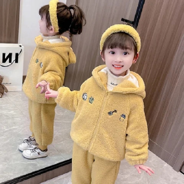 羊羔絨複合貝貝絨女童冬裝套裝2023新款洋氣兒童加絨加厚羊羔絨