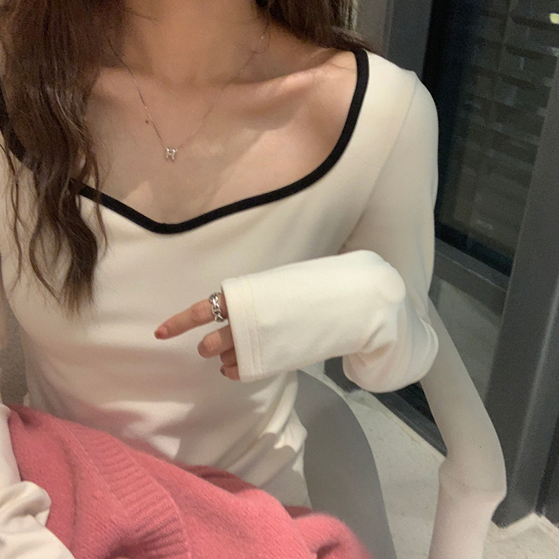 已出貨 250克  德絨 心領上衣女短款修身顯瘦打底衫
