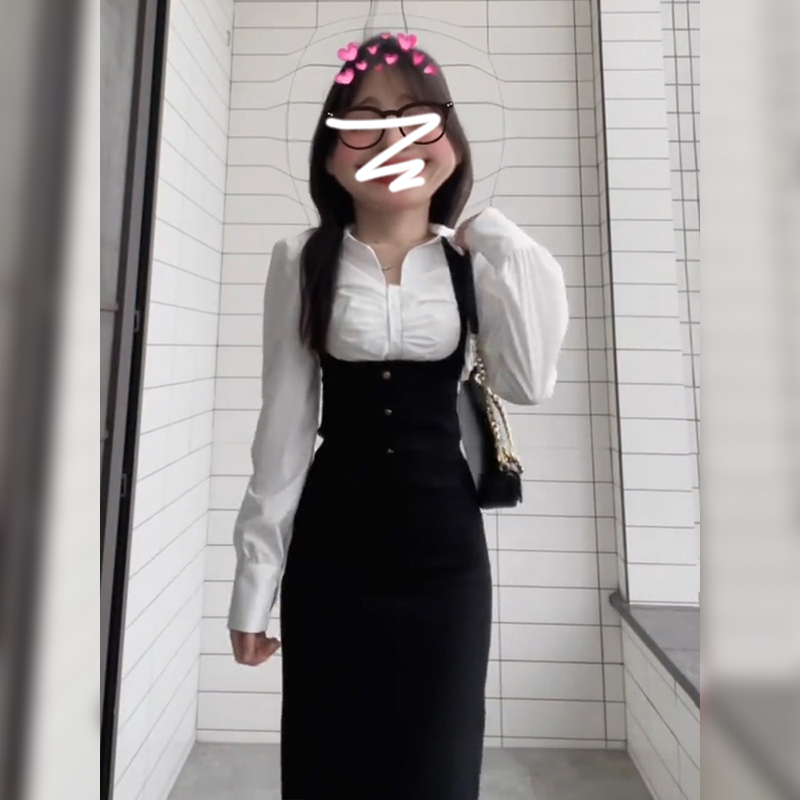 2023新款小香學院風背帶連衣裙子女秋冬季高級感包臀長裙兩件套裝