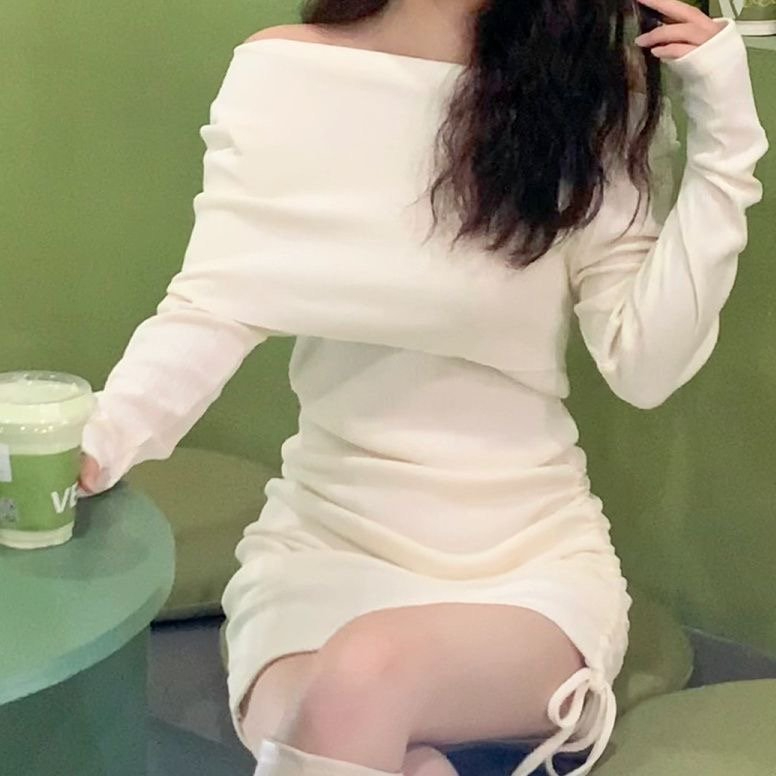 純欲風辣妹一字肩抽繩連衣裙2023秋冬御姐設計感緊身顯瘦包臀短裙