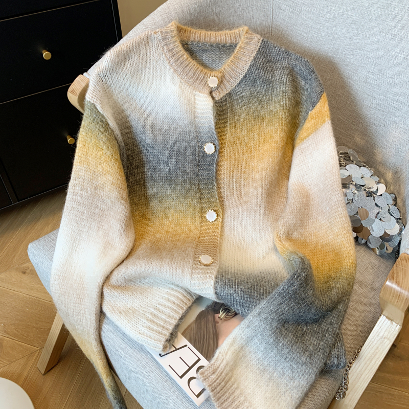 2024 spring gentle temperament gradient round neck long-sleeved sweater retro western style loose casual versatile sweater
