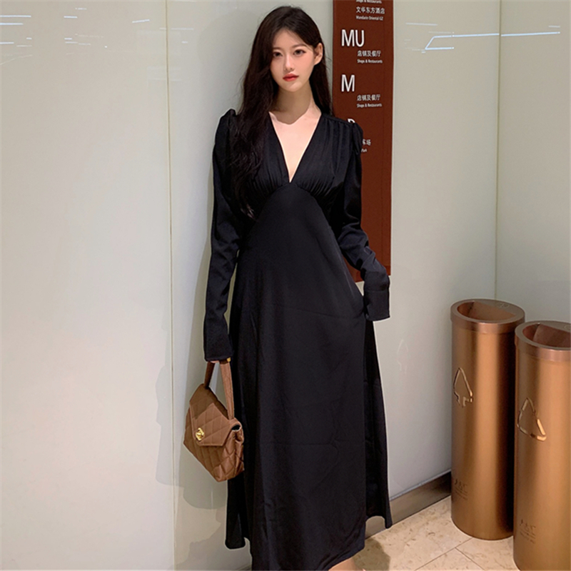 實拍 法式黑色泡泡袖V領長袖連衣裙女胖MM新款收腰顯瘦氣質長裙