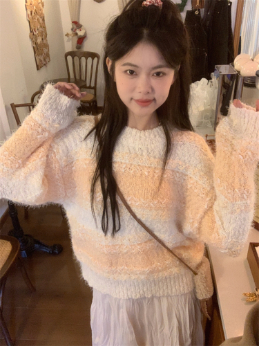 Actual shot of new winter Korean style high-end soft and lazy style thickened retro style contrast color long-sleeved sweater