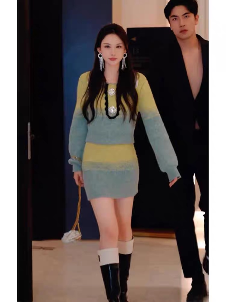 今年流行的時尚藍色針織連衣裙套裝女款2023新款網紅女裝秋季