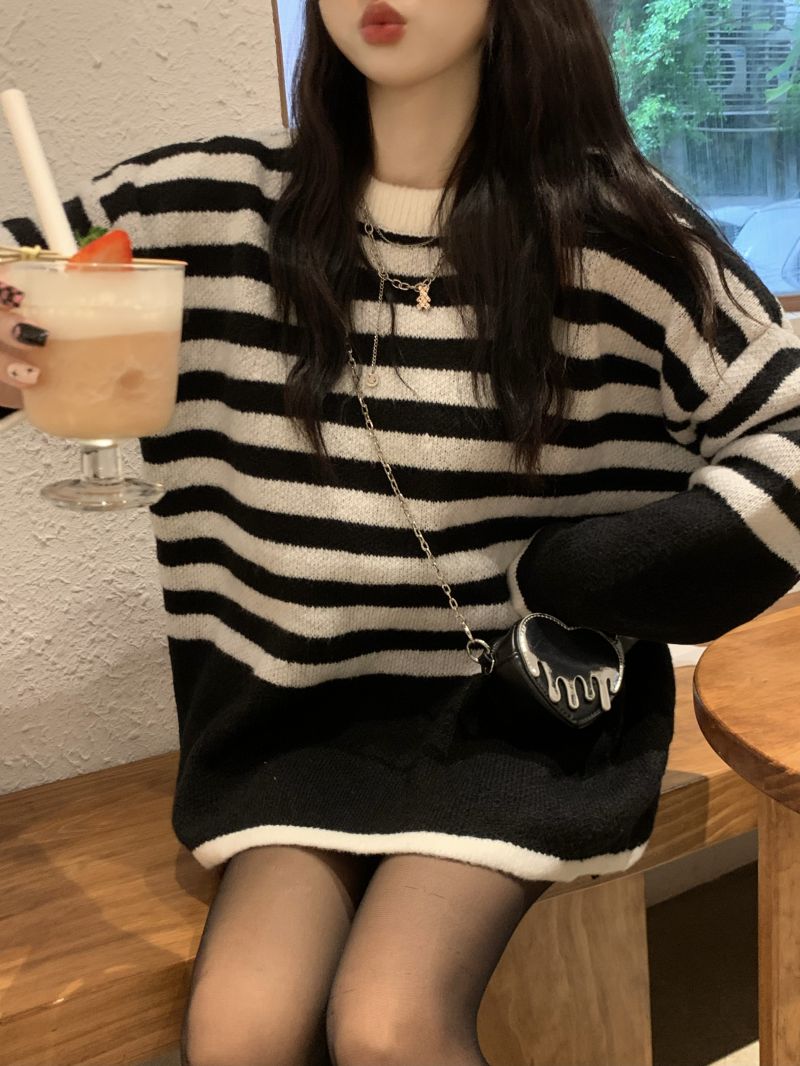 實拍三標齊條紋寬鬆慵懶圓領經典條紋毛衣女
