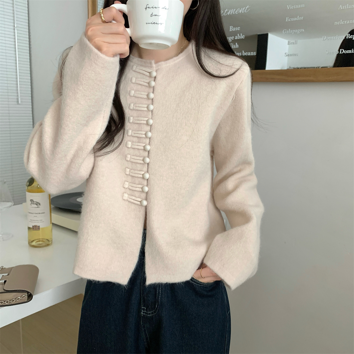 實拍 秋冬韓版氣質國風紐扣重工設計感北極絨針織毛衣外套女