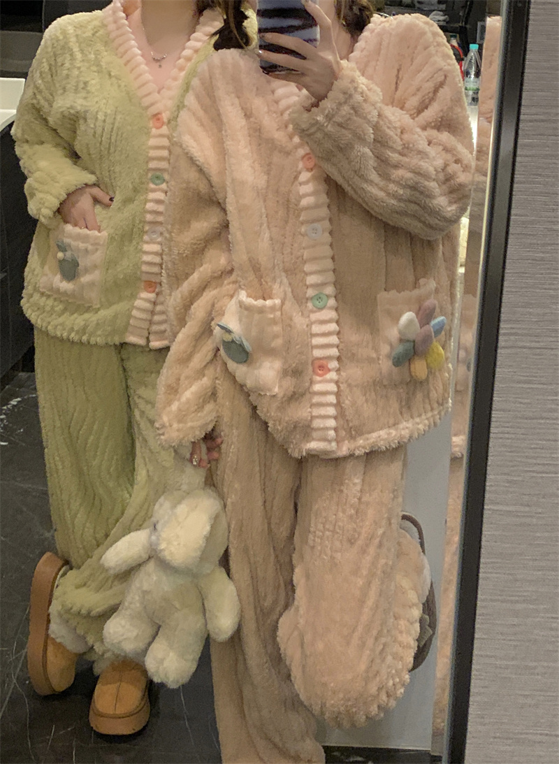 實拍秋冬加絨加厚可愛花花V領開衫珊瑚絨厚實家居服睡衣套裝