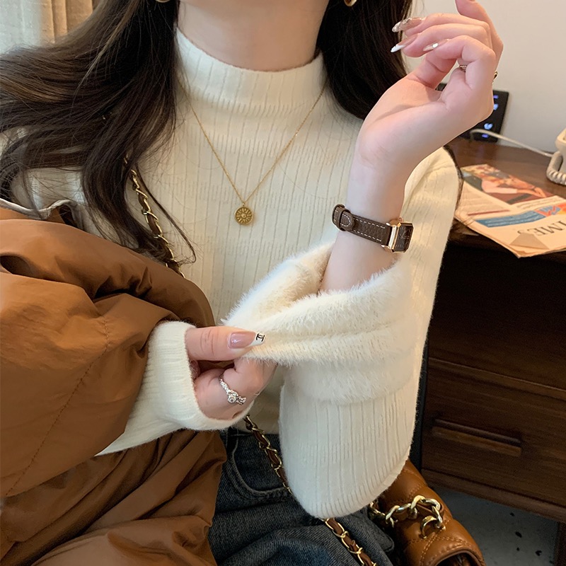 秋冬加絨毛衣女打底衫半高領加厚保暖內搭白色針織一體水貂絨上衣