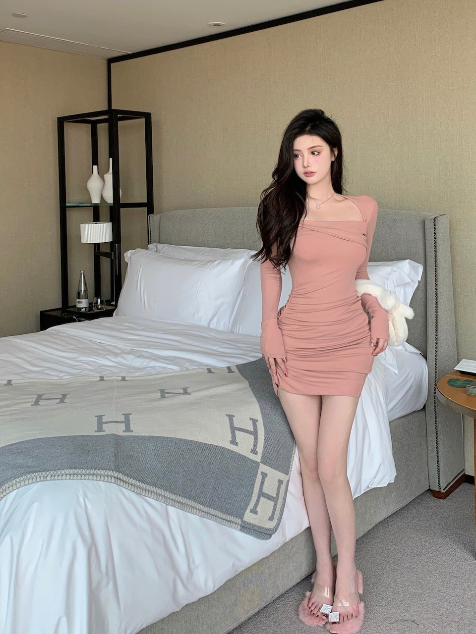 純欲包臀辣妹長袖連衣裙高級感小眾冷淡風小個子收腰顯瘦氣質裙子