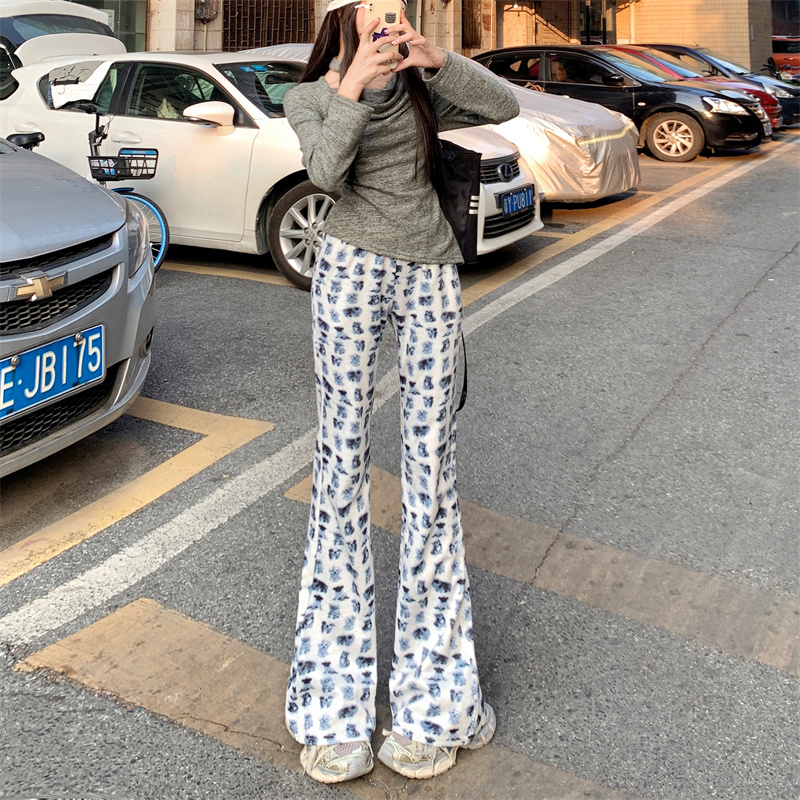 實拍~2024年春季韓版新款高腰灰色小狗印花垂感遛彎微喇休閒褲ins