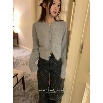 韓國東大門代購 poster 氣質閃閃圓領系扣浣熊毛純色內搭絕美開衫