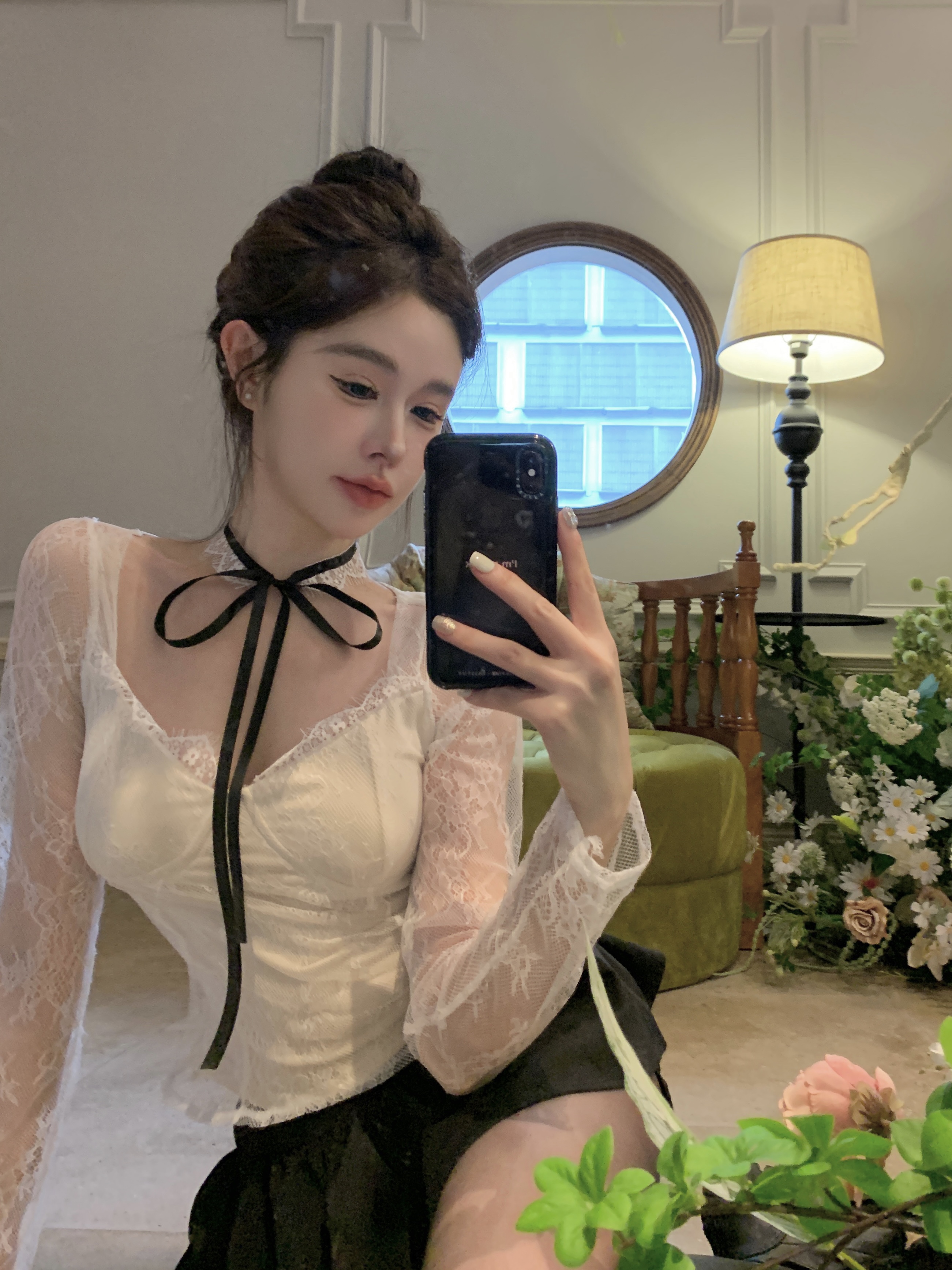 實拍純欲風V領蕾絲邊長袖T恤女修身顯瘦蝴蝶結掛脖上衣