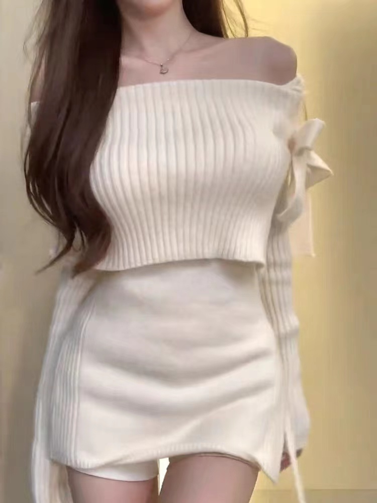 聖誕發財龍年本命年衣服秋冬季2023新款高級感紅***侶裝毛衣外套