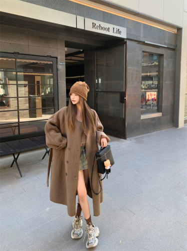 Real shot Korean style lamb wool cotton coat mid-length coat with fur integrated winter