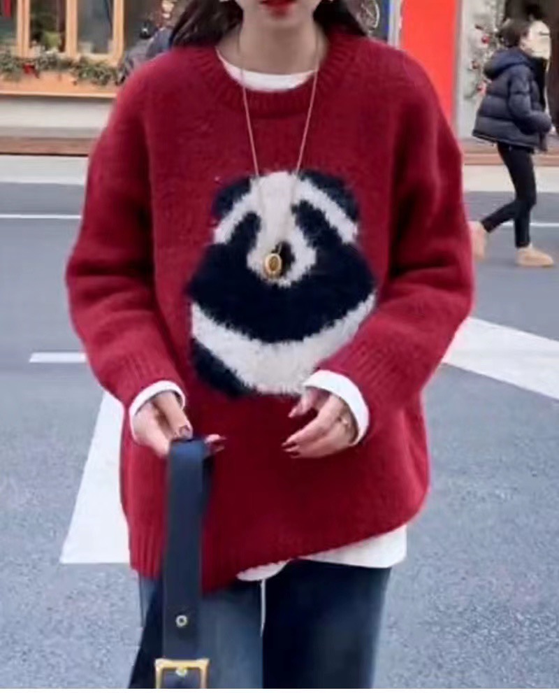 Sweater manufacturer sweet style panda alpaca sweater women's autumn and winter new commuting soft and waxy loose age-reducing needle