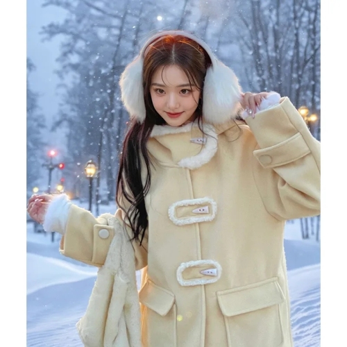 Cream woolen coat for women  winter new age-reducing horn button mid-length college style woolen coat
