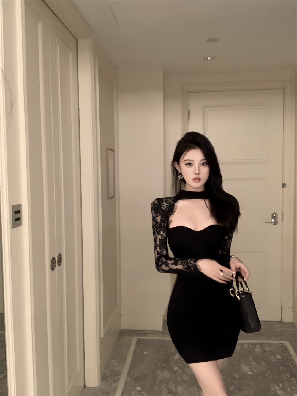 Real shot of elegant halterneck lace long-sleeved patchwork tube top high waist slimming slit dress