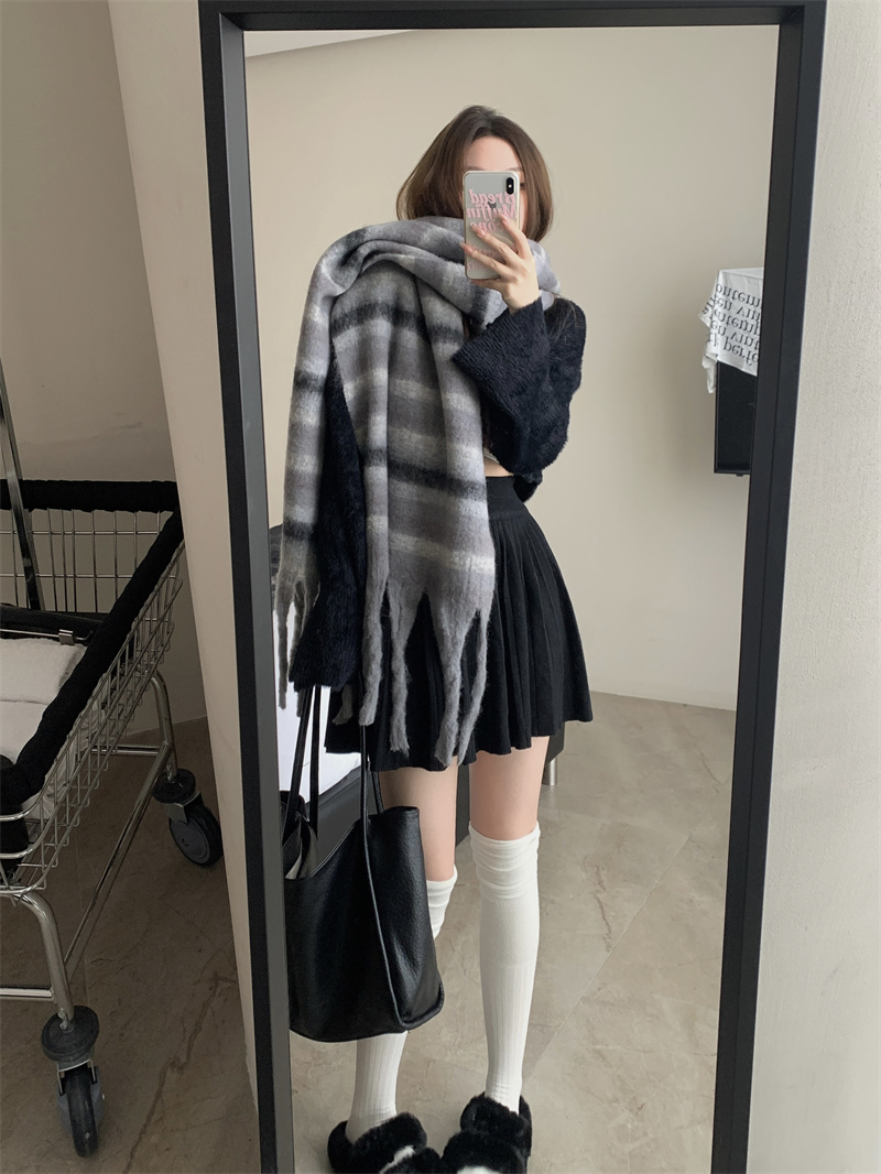 實拍  格子圍巾高級感披肩冬天加厚保暖復古百搭流蘇圍脖女