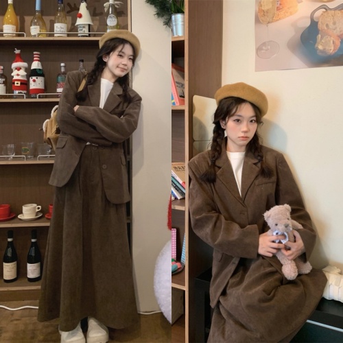 Real shot Korean ins niche Maillard brown corduroy suit + skirt suit