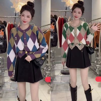 This year's popular beautiful knitted sweater and skirt two-piece fashion suit design 2023 winter new style for women