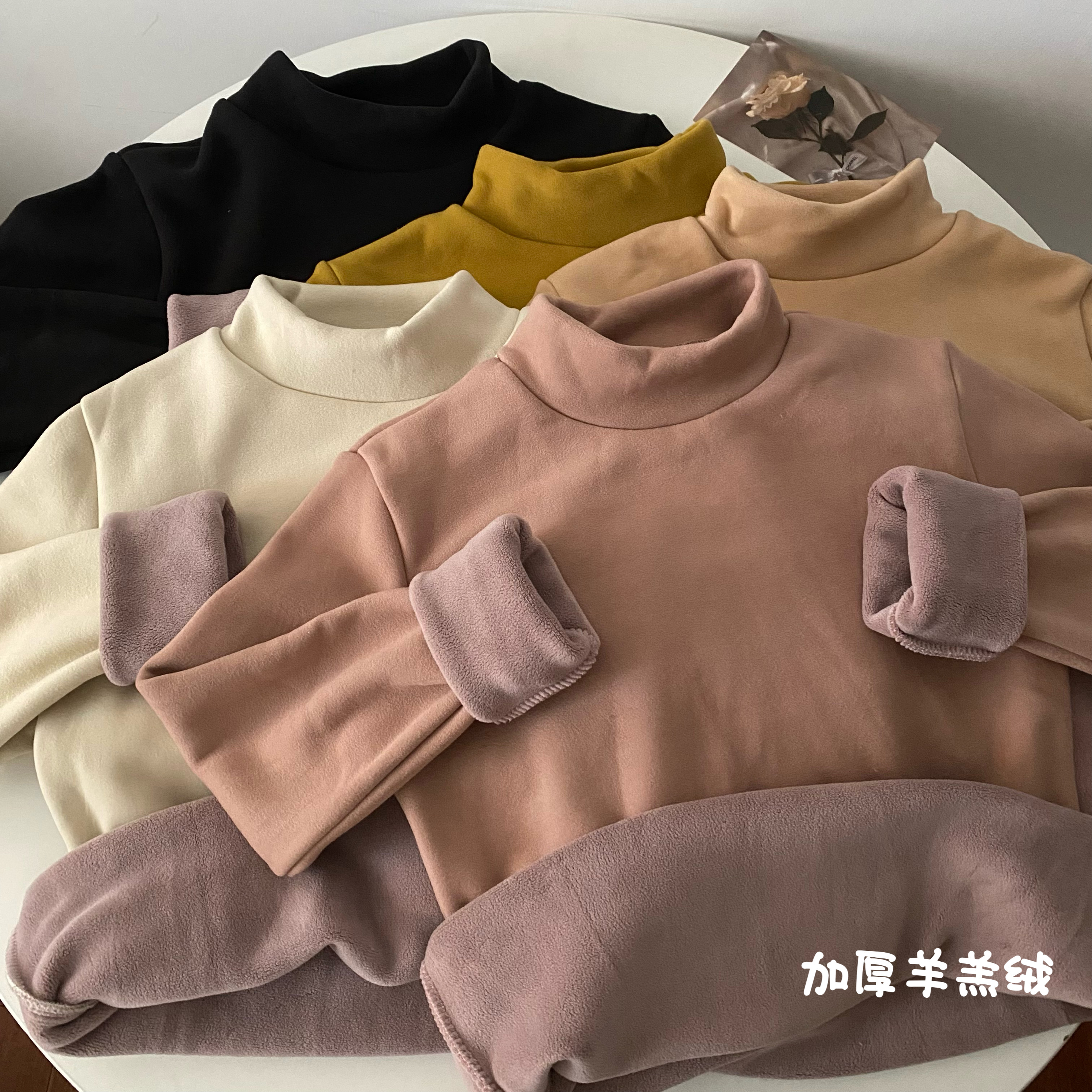 Real shots of new fabrics!  Basic sherpa plus velvet thickened turtleneck long-sleeved thermal top base layer
