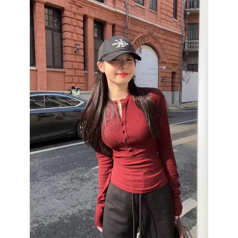 辣妹春季新款v領設計感小眾酒紅色打底衫修身上衣修身顯瘦長袖T恤