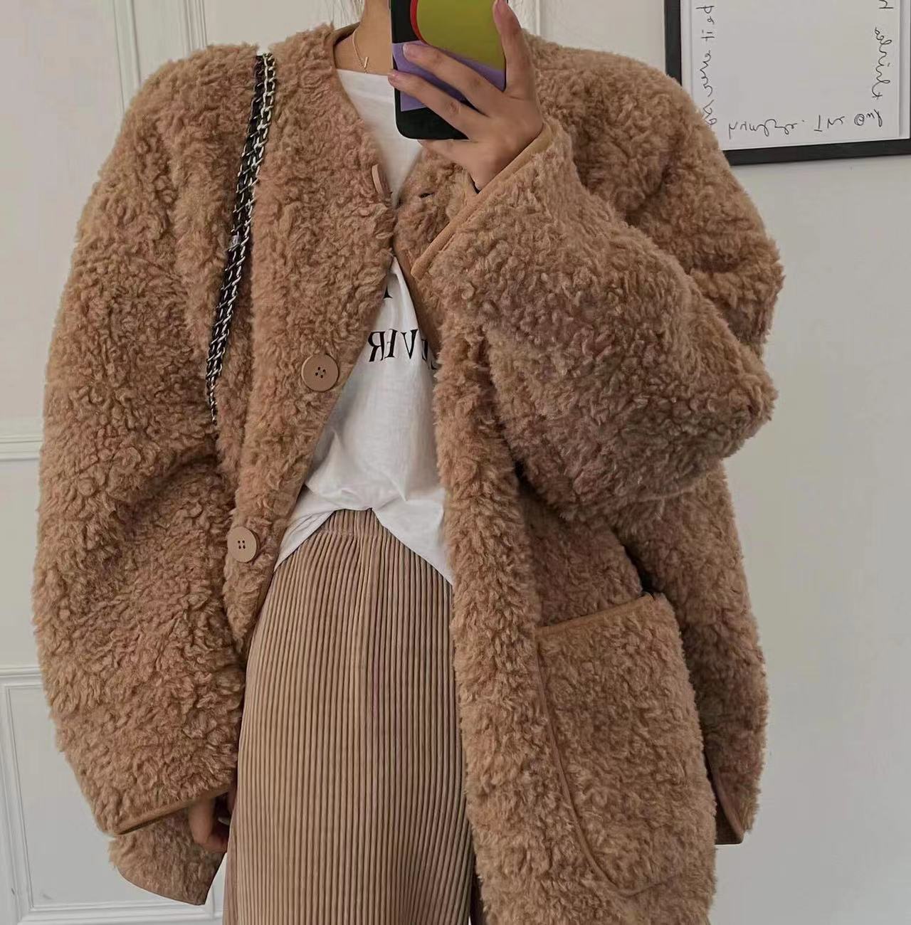New single-breasted large pocket loose and versatile lamb wool one-piece long-sleeved jacket for women