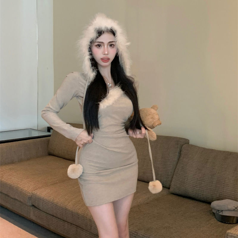 辣妹風洋裝女秋冬新款緊身顯瘦法式性感毛毛拼接連帽長袖包臀裙