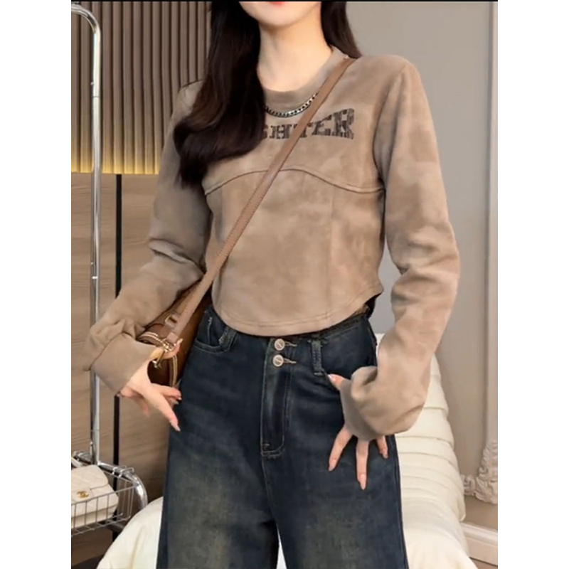This year's popular plus size slimming tops for women in autumn and winter are new and unique in design, right-shoulder short long-sleeved sweatshirts