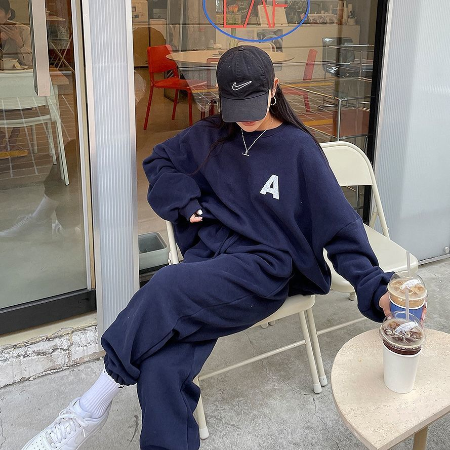 Korean version 2023 winter new women's velvet thickened lazy sweatshirt pants suit pullover casual sports style