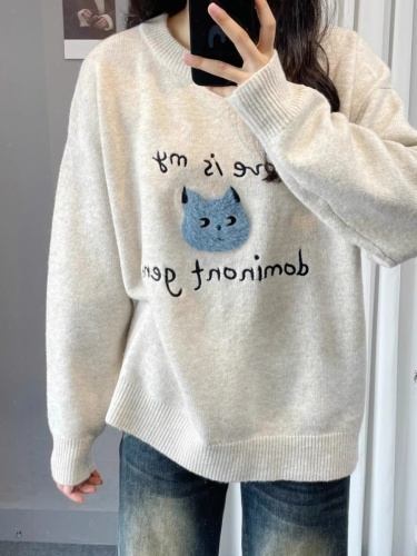 Women's Loose and Lazy Style Thick Crew Neck Cat Knit Top for Autumn/Winter 