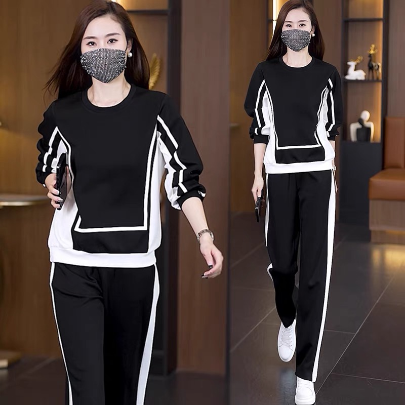 Fashionable casual sports knitted suit for women 2023 new autumn style fashionable age-reducing wide-leg pants two-piece set