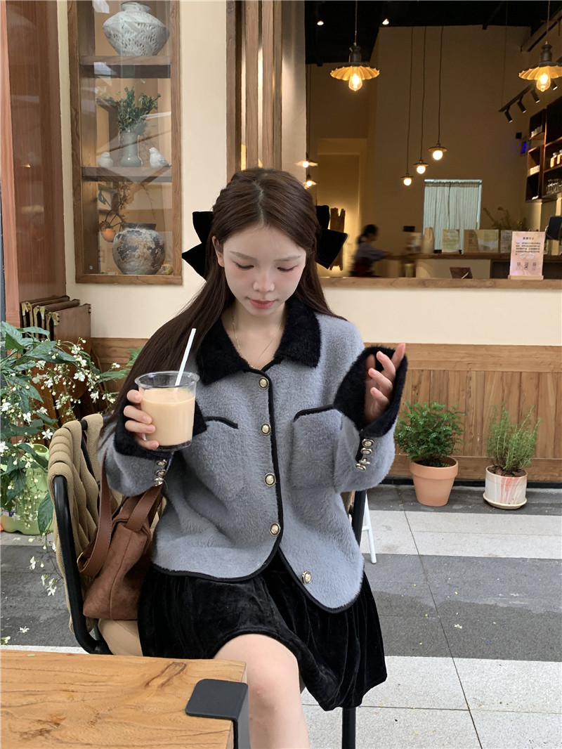 Real shot 2023#Autumn and winter high-end small fragrance style color matching short jacket for women