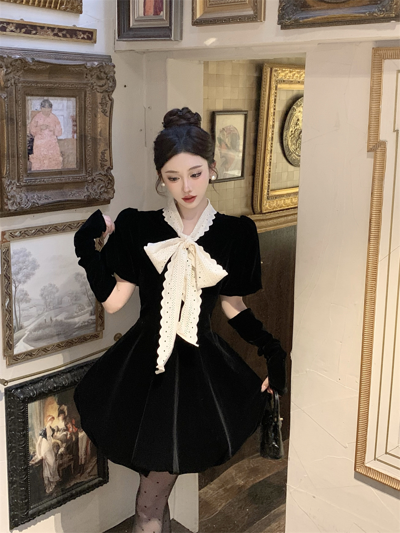 Real shot of French socialite temperament, high-end bow dress, female slim-fitting princess dress, bud little black dress