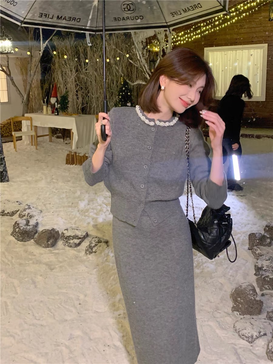 Cheese customization◆Beautiful Dongren Xiaoxiangfeng autumn and winter suit autumn and winter 2023 new sweater half skirt two-piece set for women