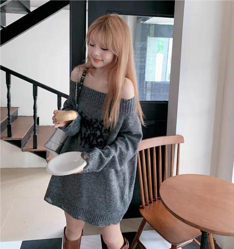 Washing process, can wear 140 catties large plate 2023 autumn and winter ripped belt one shoulder long knitted sweater