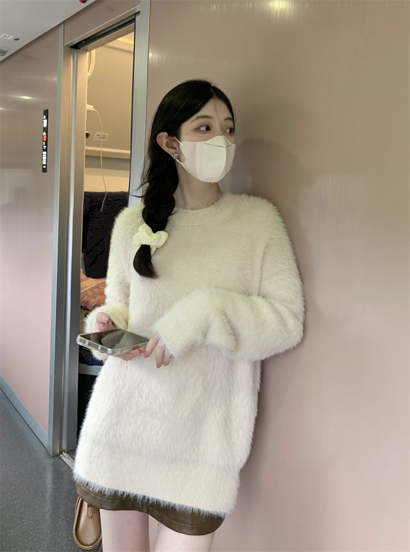 實拍~奶乎乎白色仿貂毛長袖純色套頭顯瘦針織衫毛衣