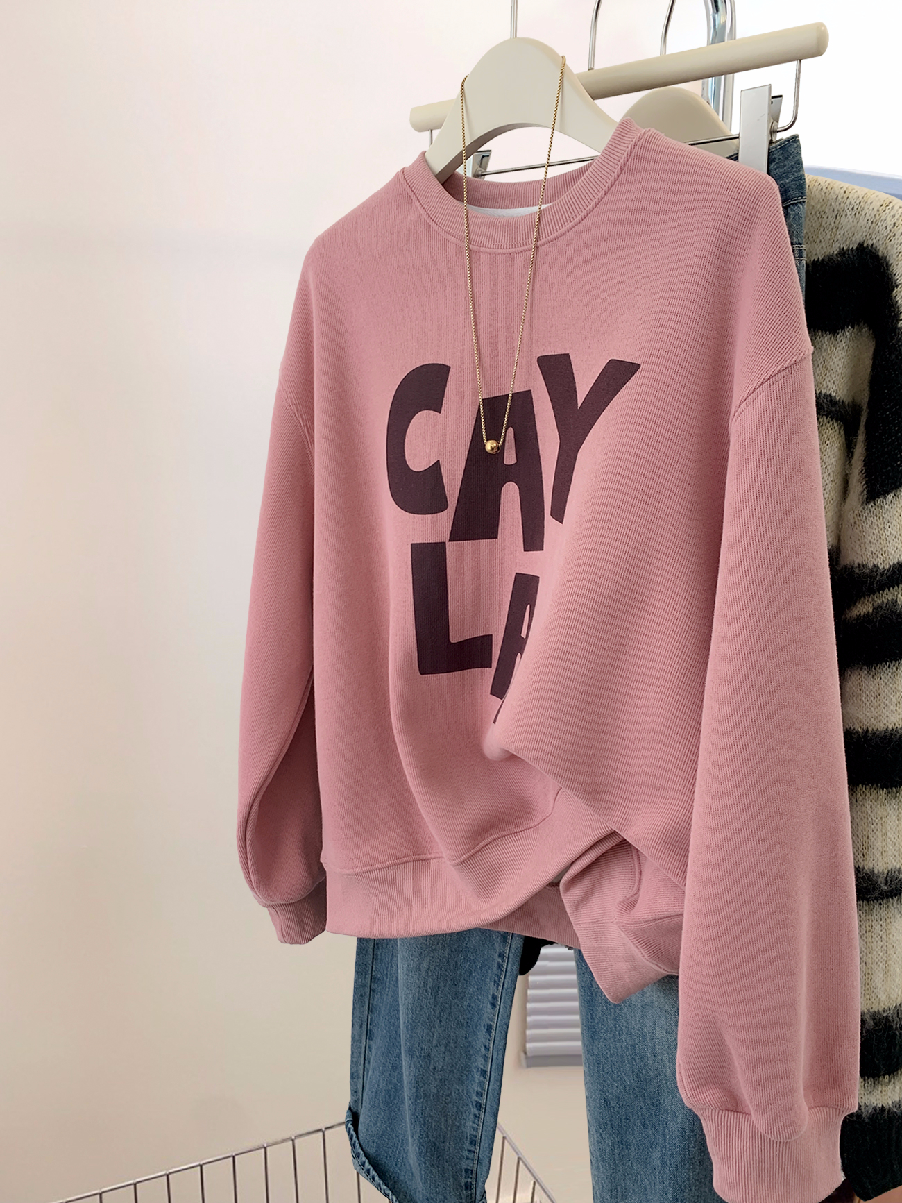 2023 new casual velvet 250g / large sweatshirt round neck autumn and winter sweatshirt for women with velvet