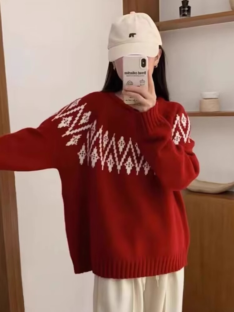Fashionable retro jacquard round neck thickened pullover sweater for women winter 2023 loose soft waxy knitted